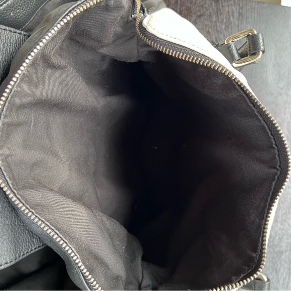 BANANA REPUBLIC ivory and black leather bag - Picture 7 of 13